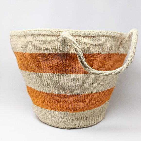 Large natural sisal weaved basket tote bag, orange & natural beige, from Kenya - Picture 4 of 6